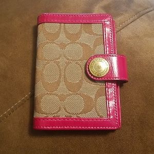 Coach small planner